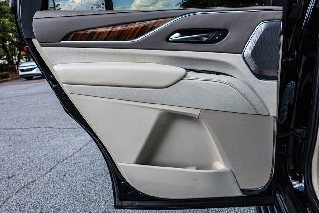 Used 2021 Cadillac Escalade Premium Luxury Platinum image 44