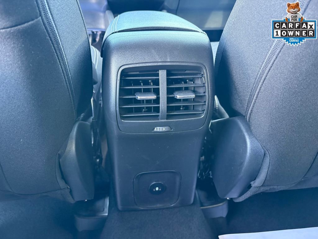 Used 2025 Ford Escape Active image 32