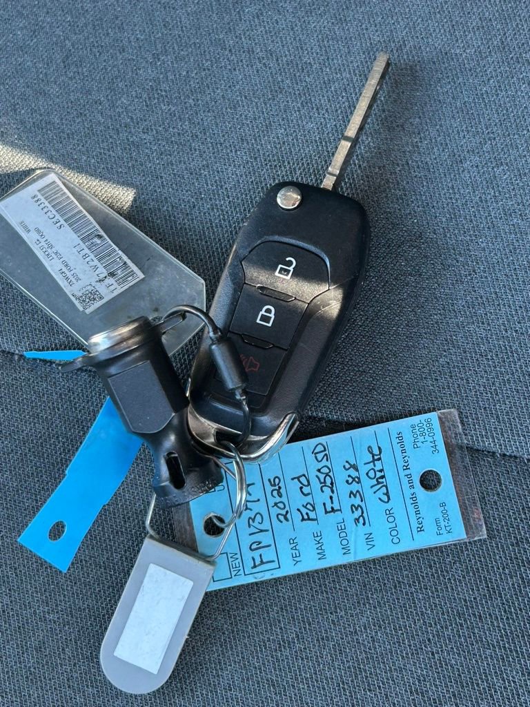 Used 2025 Ford F250 XLT AWD/4WD image 60