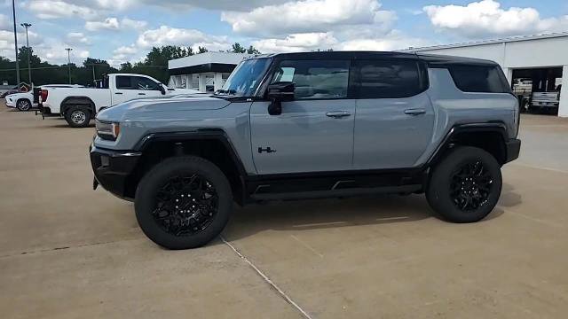 New 2026 GMC Hummer EV SUV w/ LPO, Dark Essentials Package image 5