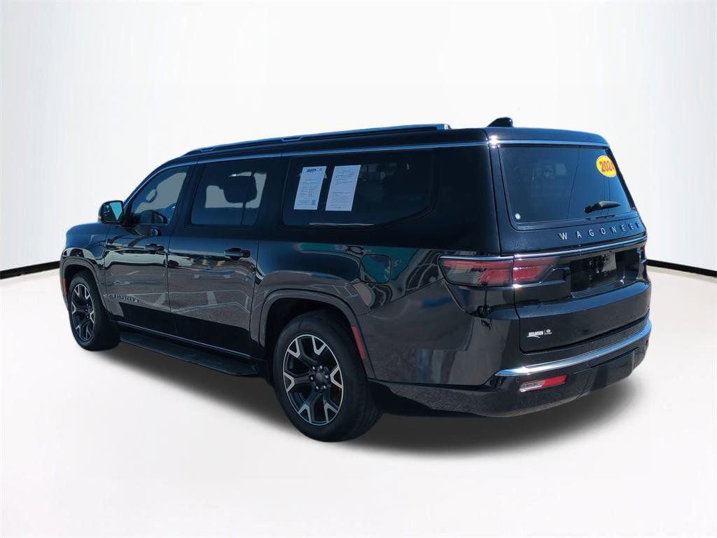 Used 2024 Jeep Wagoneer L Series III w/ Flexible Seating Group image 7