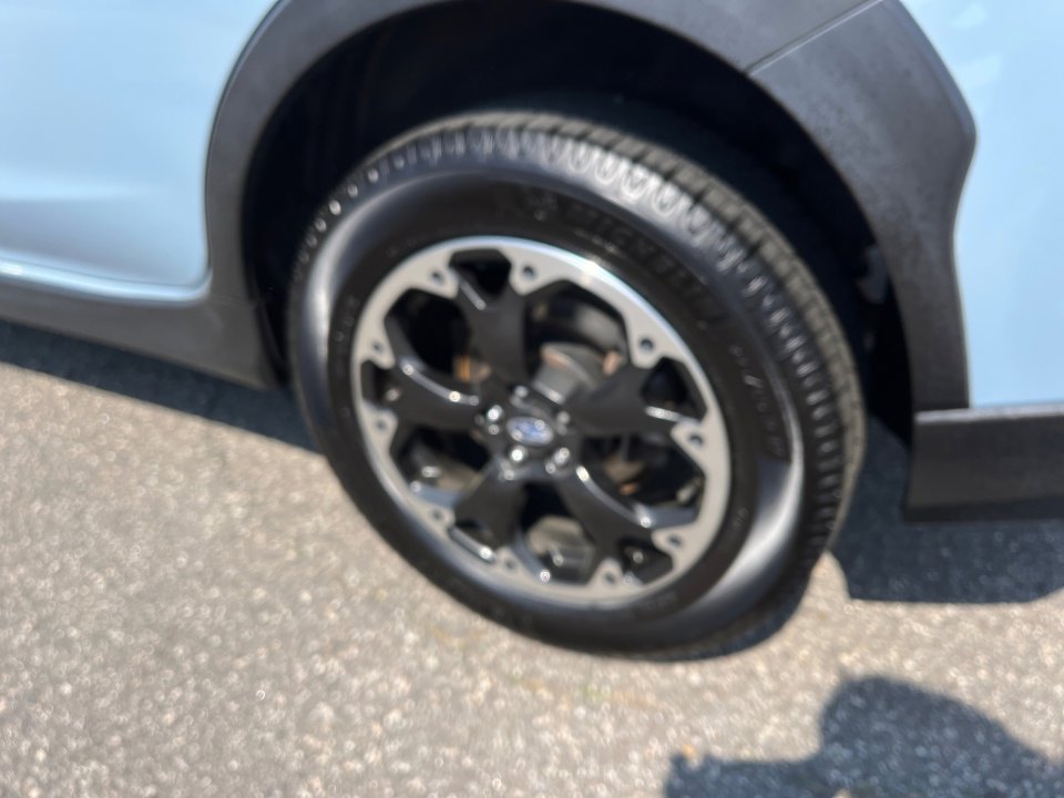 Used 2021 Subaru Crosstrek 2.0i Premium w/ Moonroof Package AWD/4WD image 24