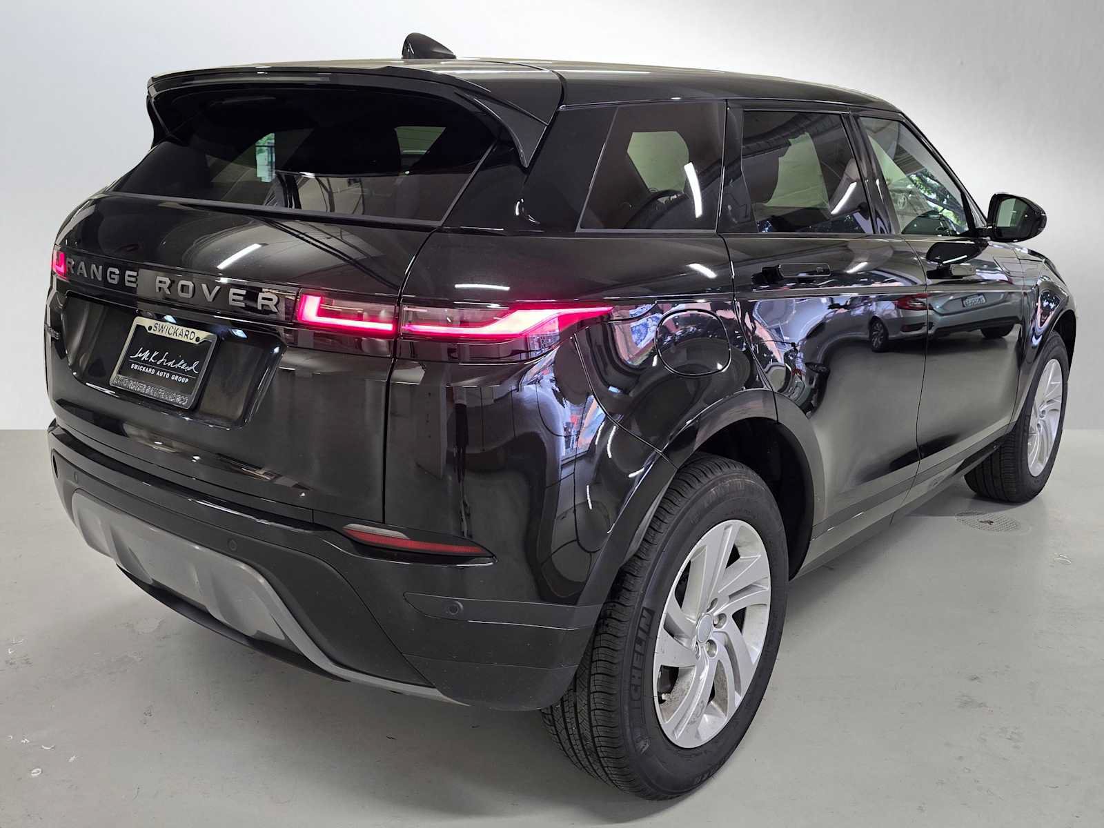 Used 2026 Land Rover Range Rover Evoque S AWD/4WD image 5