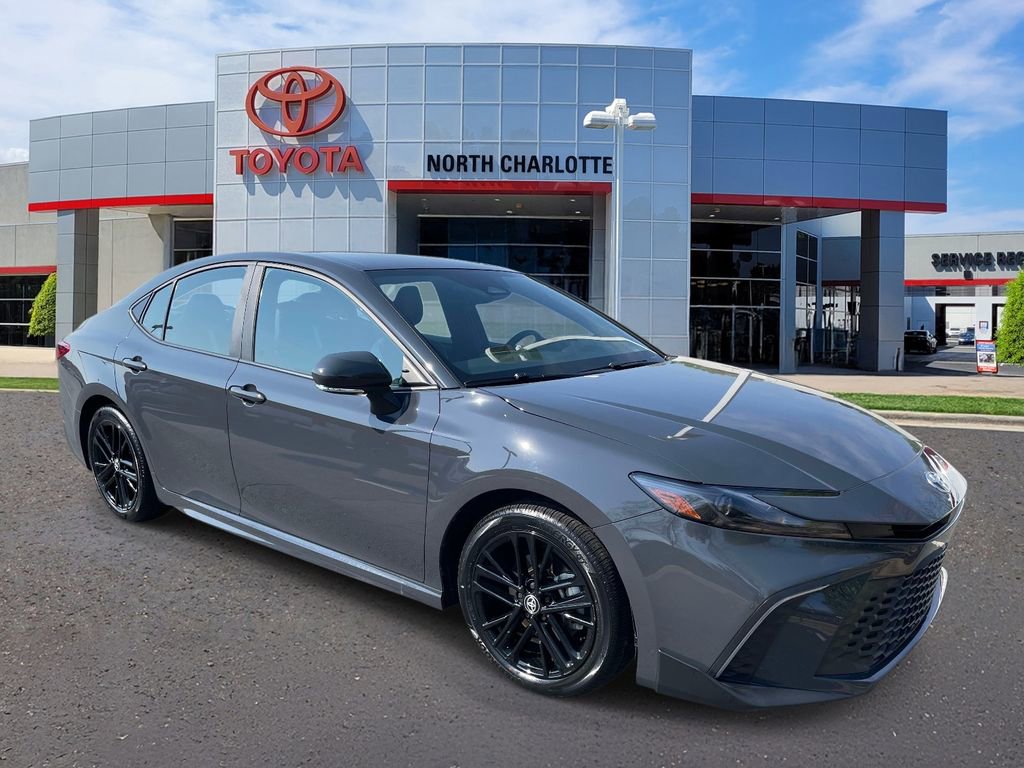 Used 2025 Toyota Camry SE