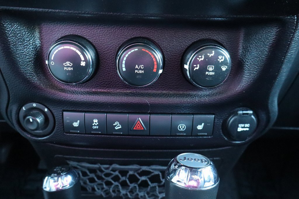 Used 2016 Jeep Wrangler Unlimited Sport image 10