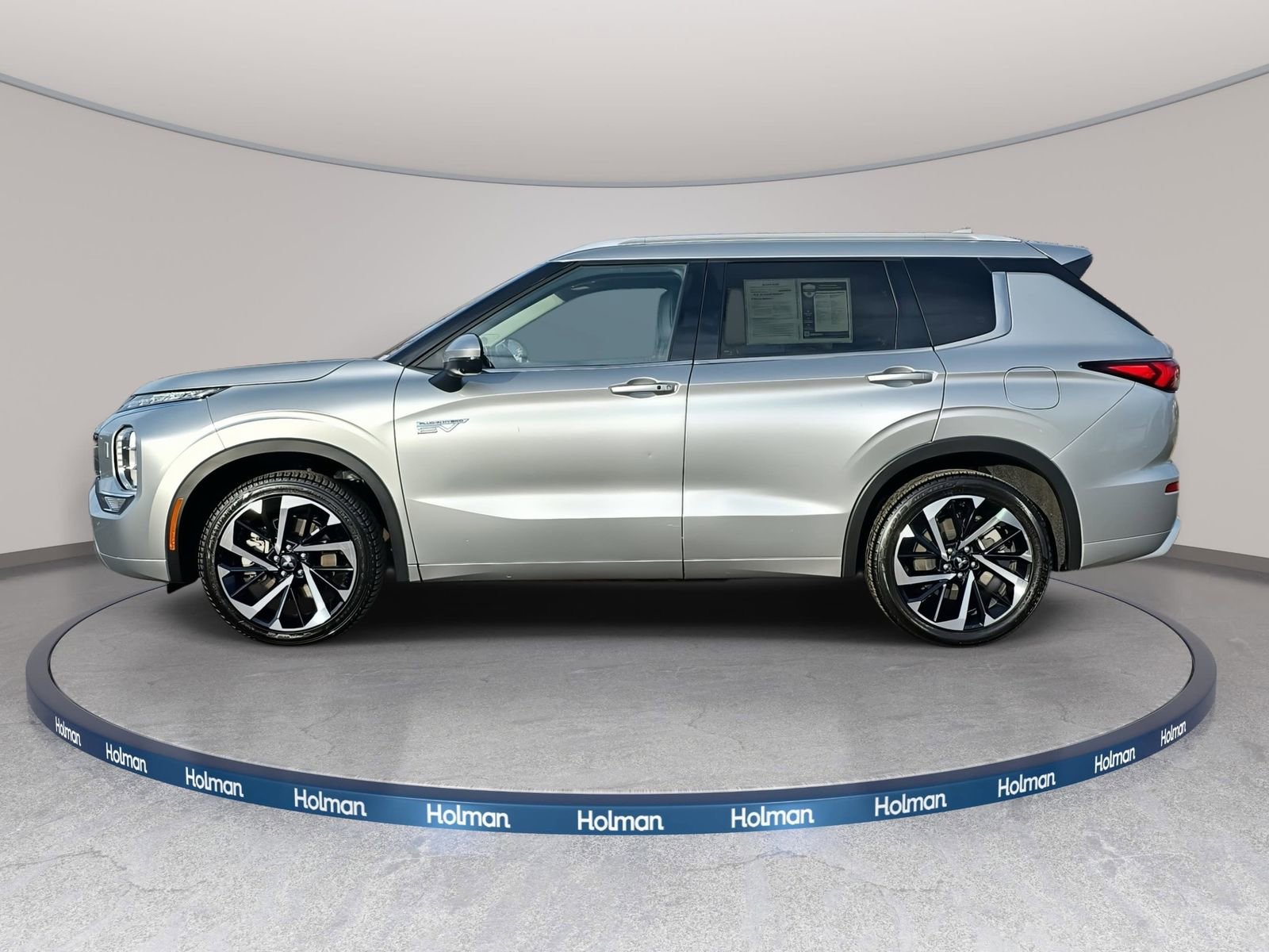 Used 2024 Mitsubishi Outlander SEL image 4