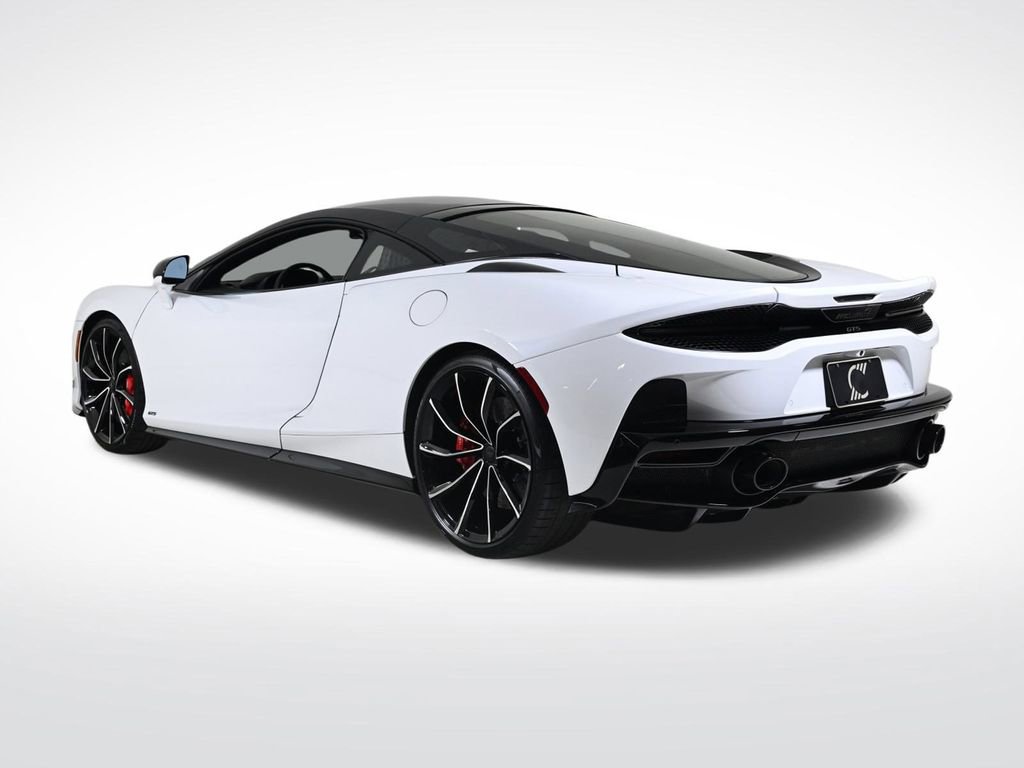 New 2026 McLaren GTS RWD image 3