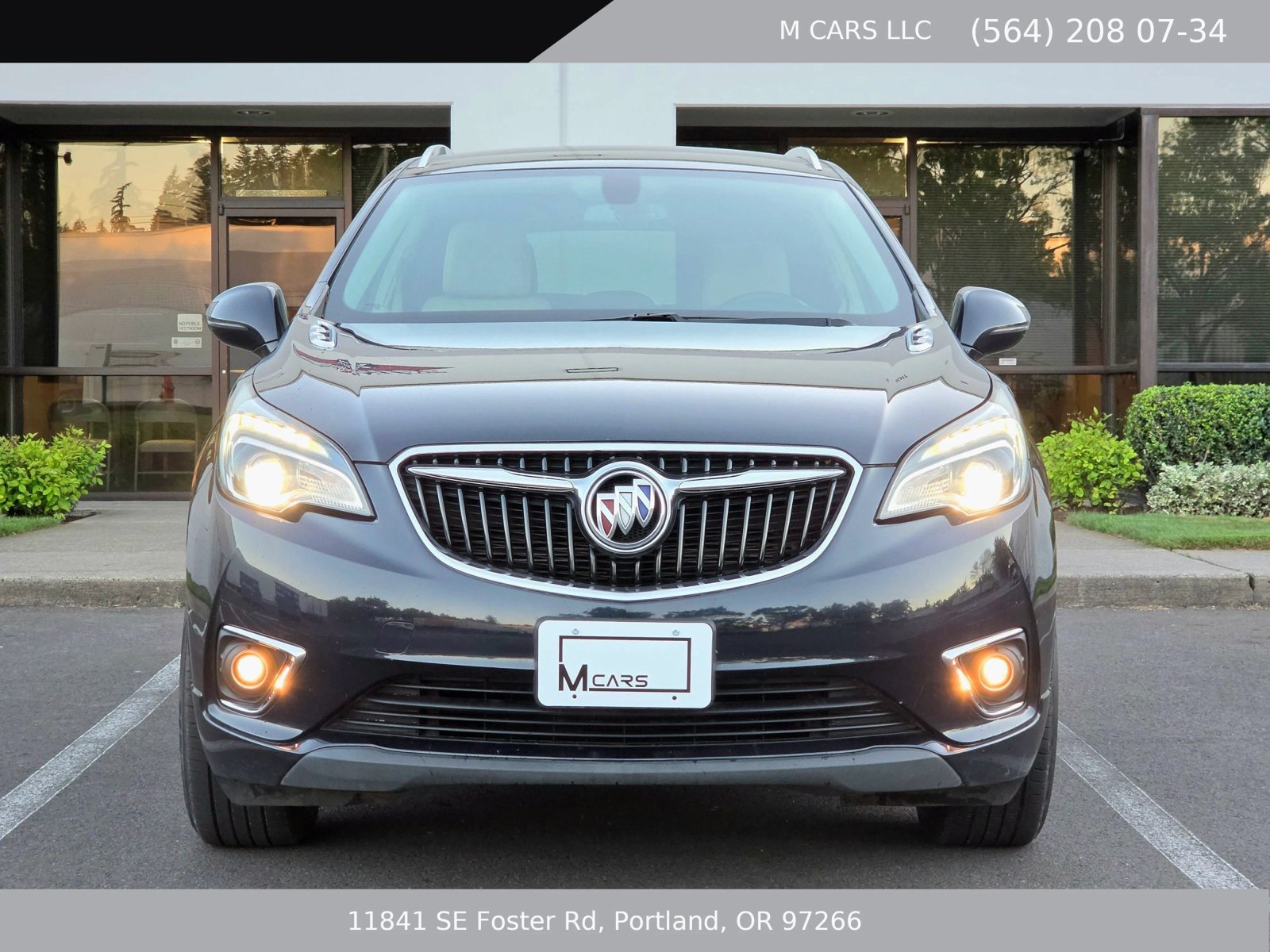 Used 2020 Buick Envision Essence AWD/4WD image 3