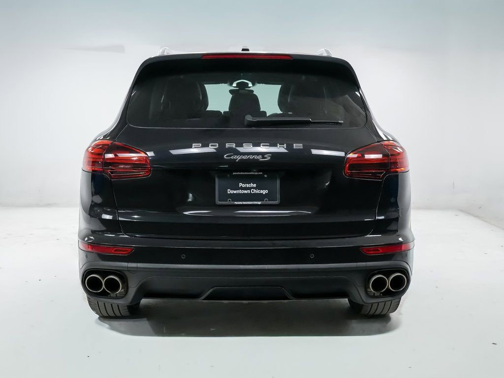 Used 2016 Porsche Cayenne S image 11