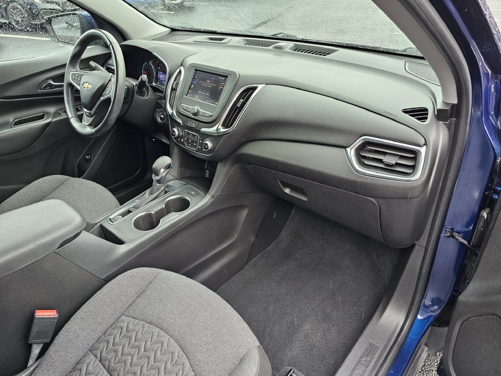 Used 2022 Chevrolet Equinox LT w/ Driver Convenience Package FWD image 11