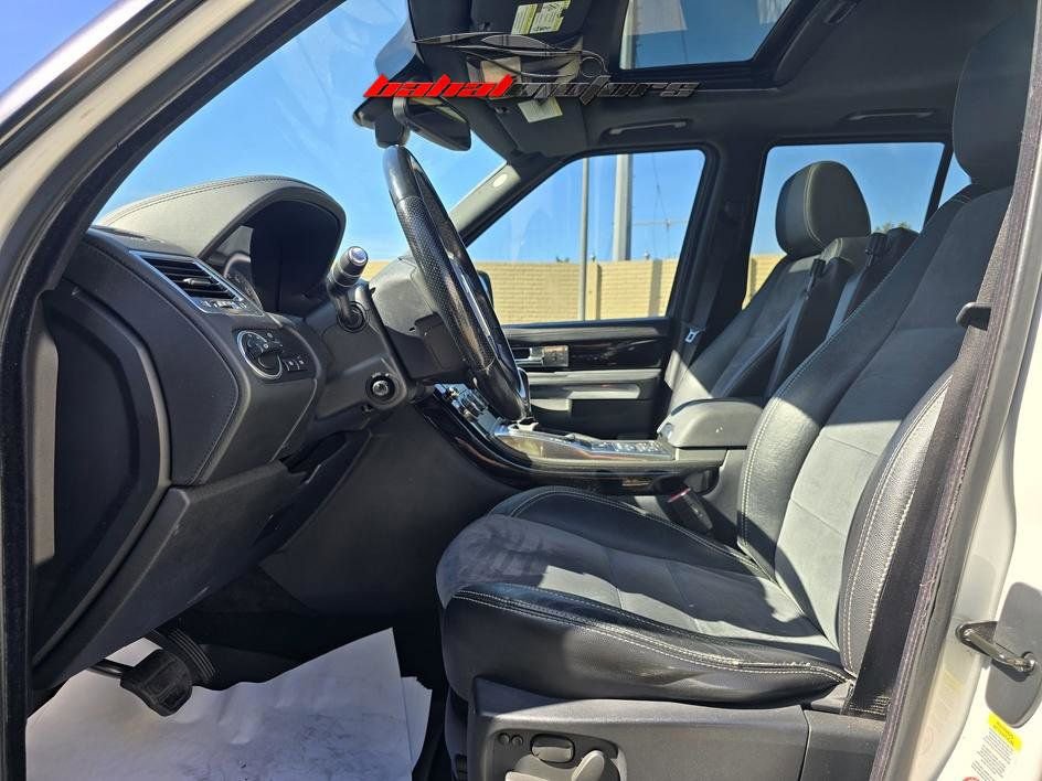 Used 2013 Land Rover Range Rover Sport HSE LUX AWD/4WD image 5