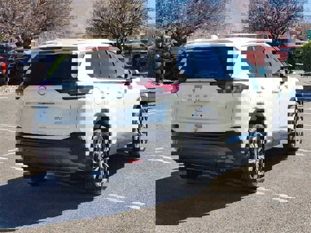 Certified 2023 Nissan Rogue SV image 3