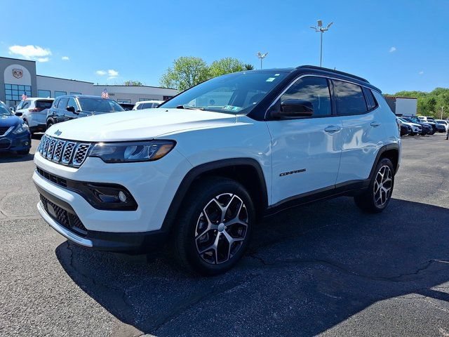 Certified 2024 Jeep Compass Limited AWD/4WD image 3