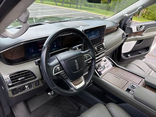 Used 2022 Lincoln Navigator L Black Label AWD/4WD image 15