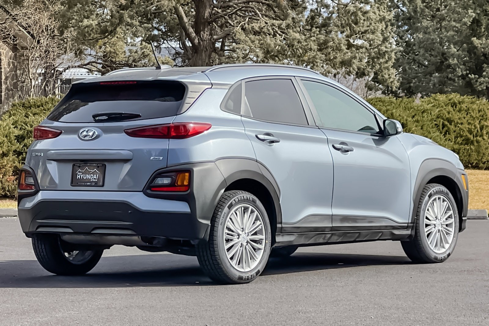 Used 2021 Hyundai Kona SEL w/ Cargo Package image 4