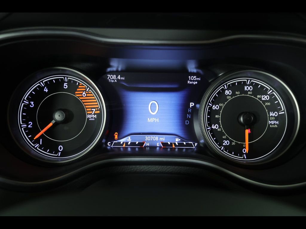 Used 2022 Jeep Cherokee Latitude Lux AWD/4WD image 24