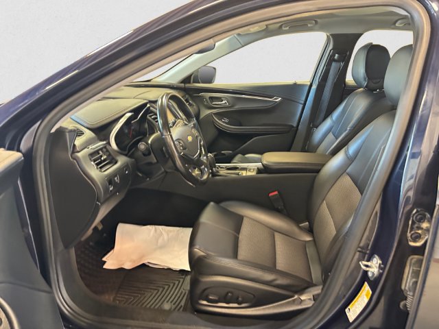 Used 2018 Chevrolet Impala LT FWD image 9