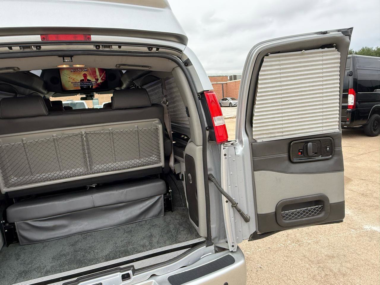 Used 2022 Chevrolet Express 2500 Extended w/ Enhanced Convenience Package image 48