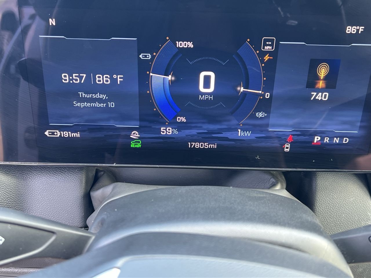 Certified 2024 Chevrolet Equinox EV LT w/ LPO, Blackout Package FWD image 15
