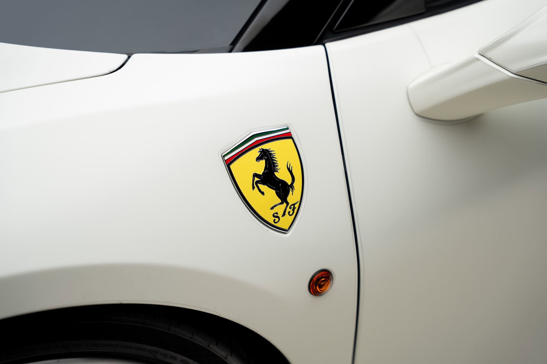 Used 2016 Ferrari 488 Spider RWD image 26