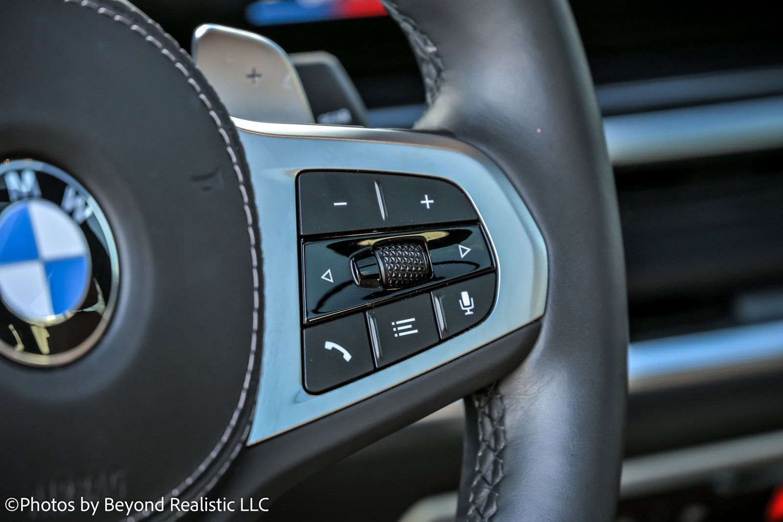 Used 2023 BMW X7 xDrive40i w/ M Sport Package image 36