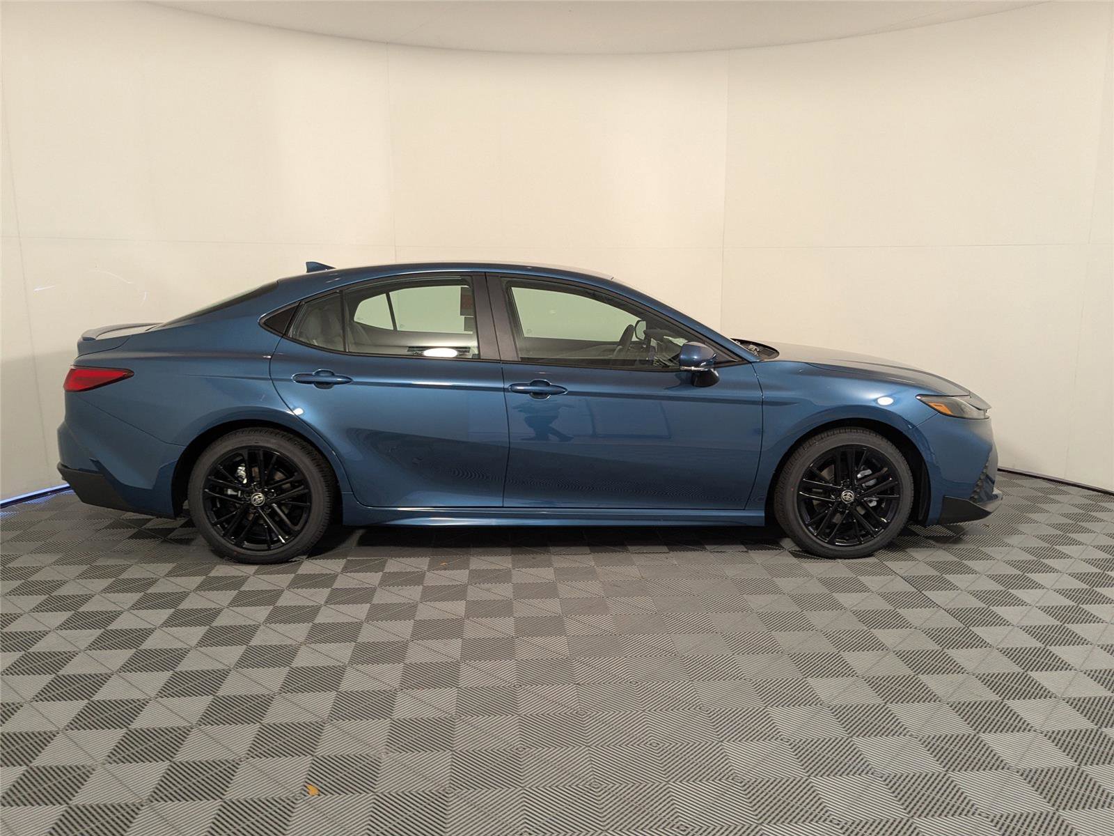 New 2026 Toyota Camry SE image 21