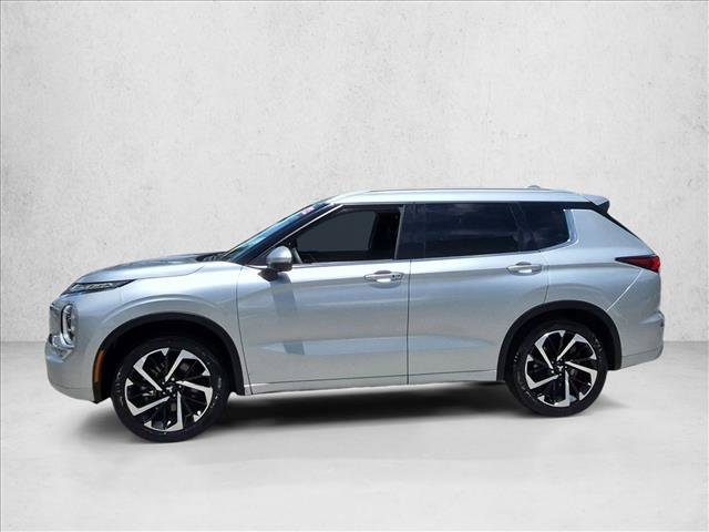 Used 2023 Mitsubishi Outlander SEL FWD image 9