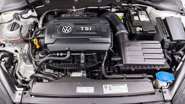 Used 2017 Volkswagen GTI S FWD image 37