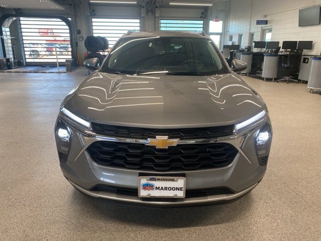 New 2025 Chevrolet Trax LT video 2