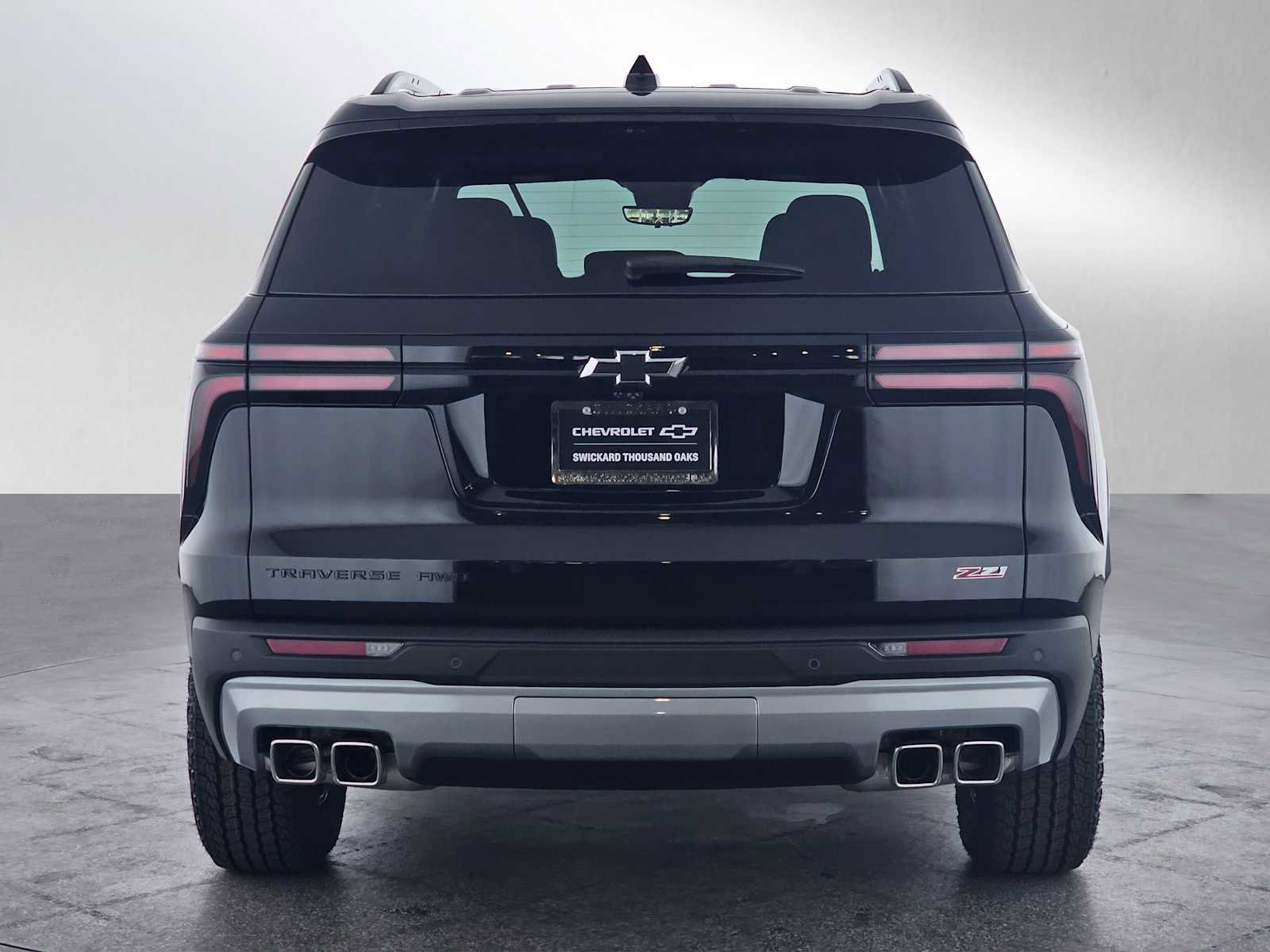 New 2026 Chevrolet Traverse Z71 w/ Enhanced Driving Package image 4
