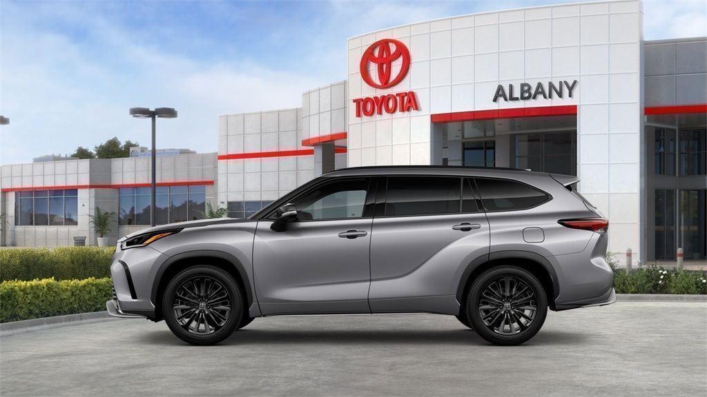 New 2025 Toyota Highlander XSE image 4