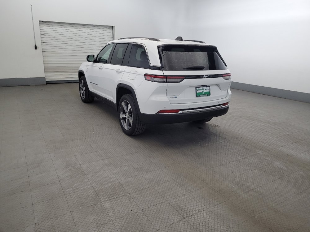 Used 2023 Jeep Grand Cherokee 4WD 4xe image 5