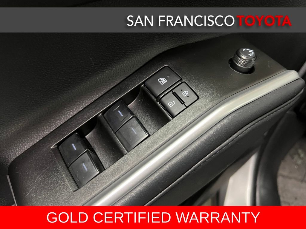 Certified 2025 Toyota Highlander XLE image 40