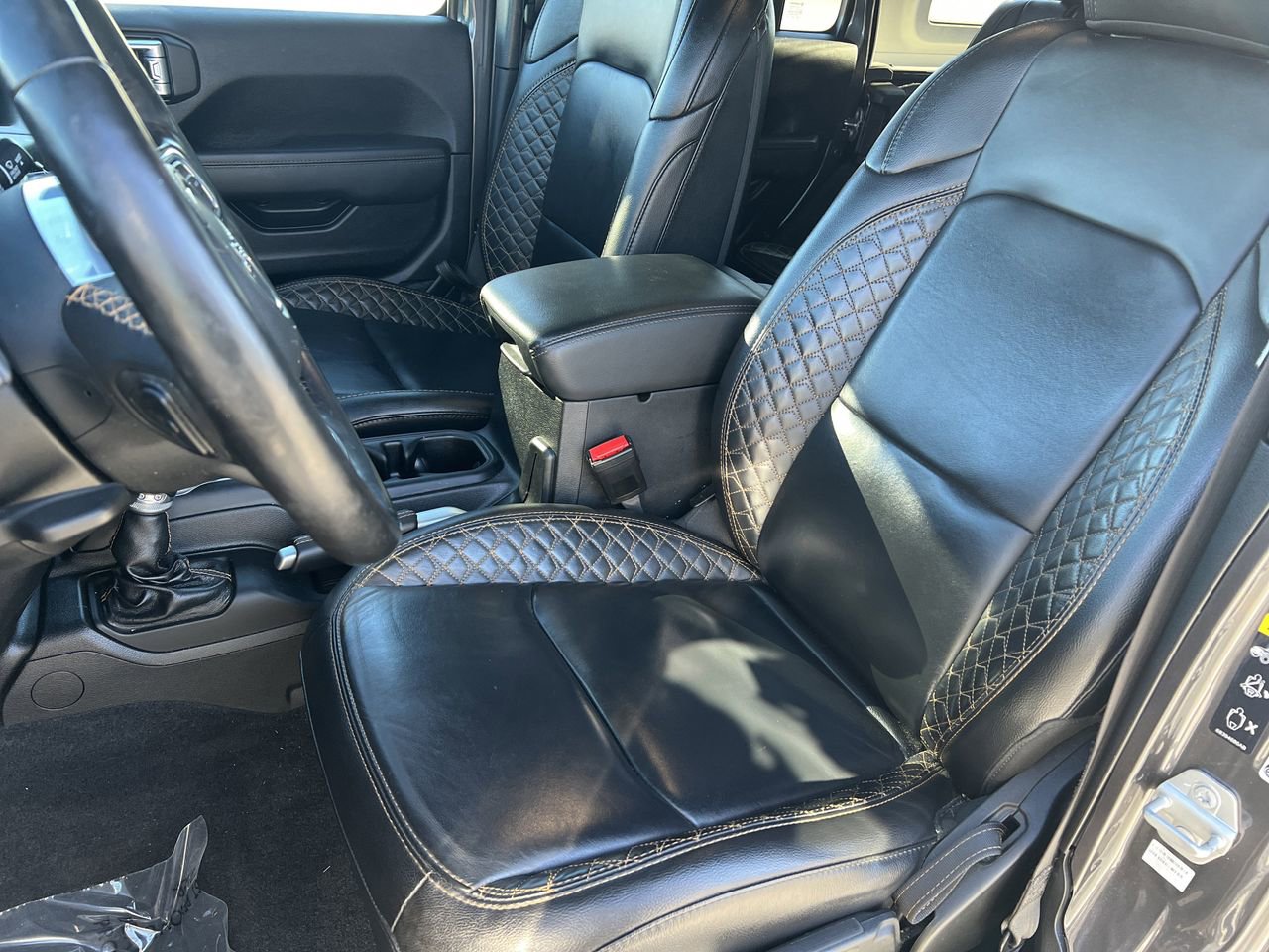 Used 2021 Jeep Wrangler Unlimited Sahara image 23