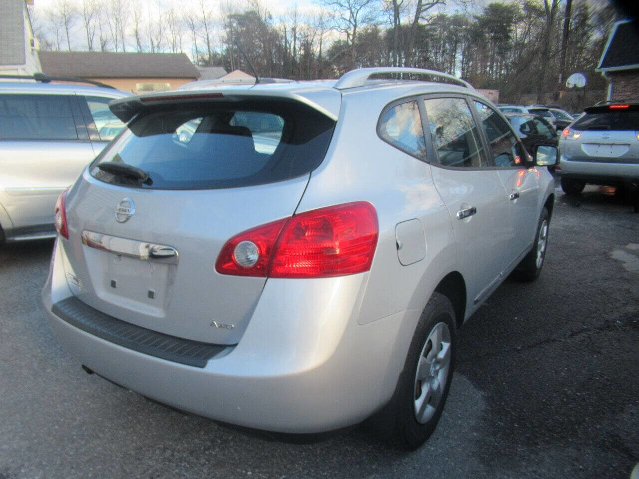 Used 2014 Nissan Rogue S w/ Convenience Package AWD/4WD image 6