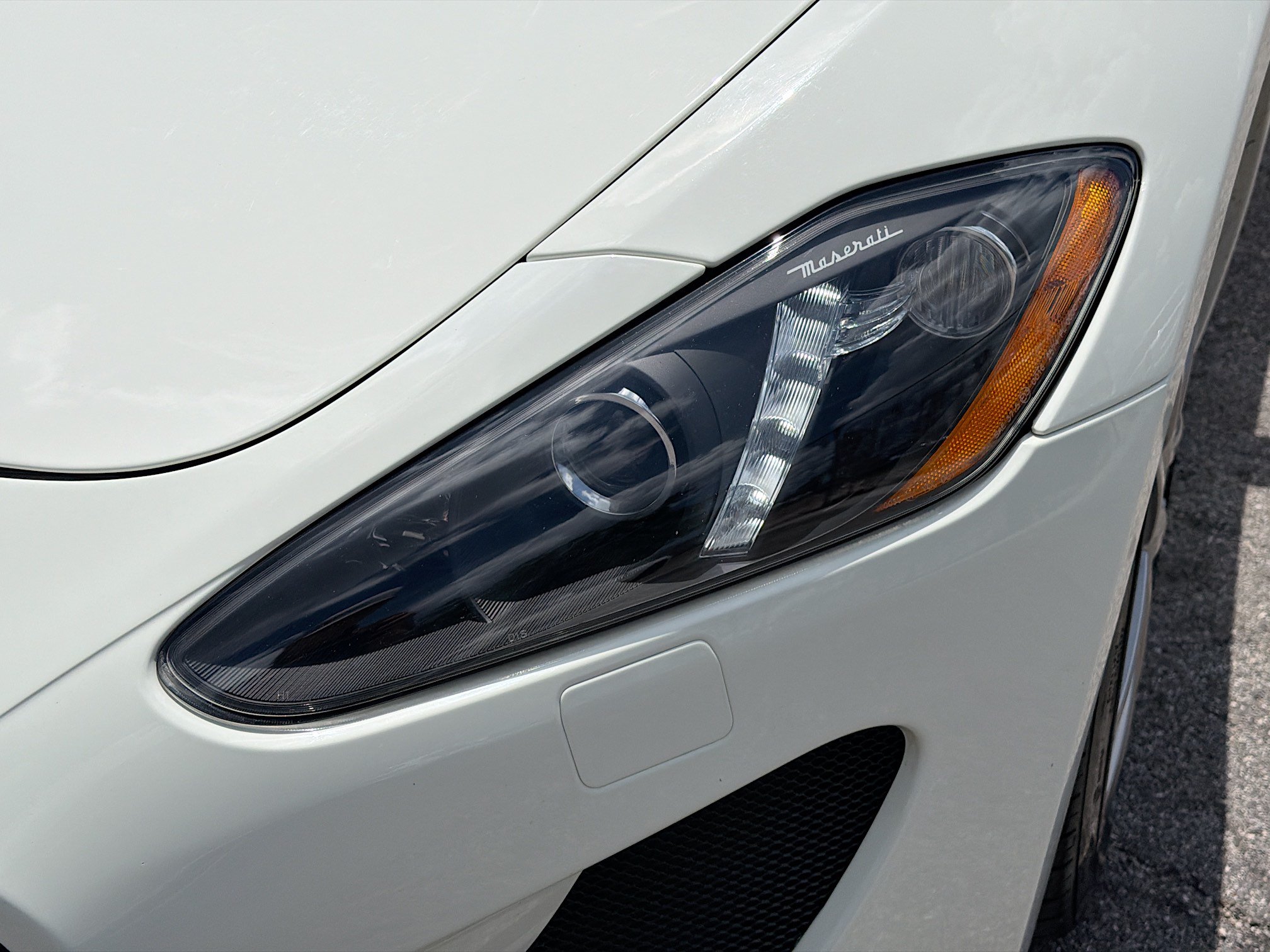 Used 2016 Maserati GranTurismo MC RWD image 9