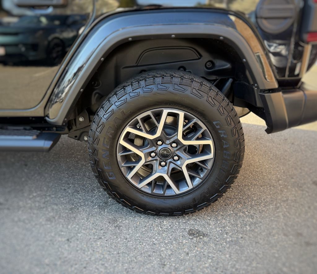 Used 2024 Jeep Wrangler Sahara w/ Technology Group image 16