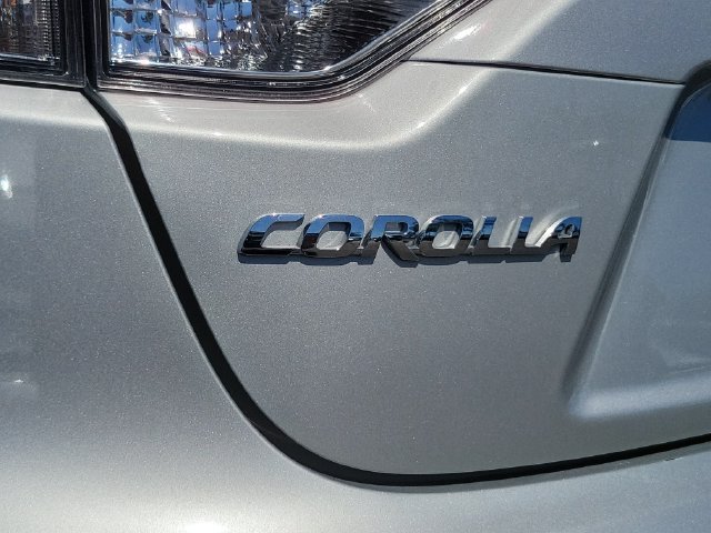 Used 2025 Toyota Corolla LE FWD image 24