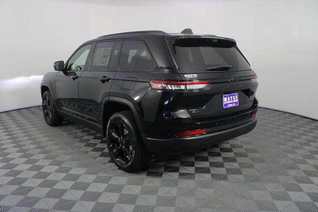 New 2025 Jeep Grand Cherokee Limited image 27