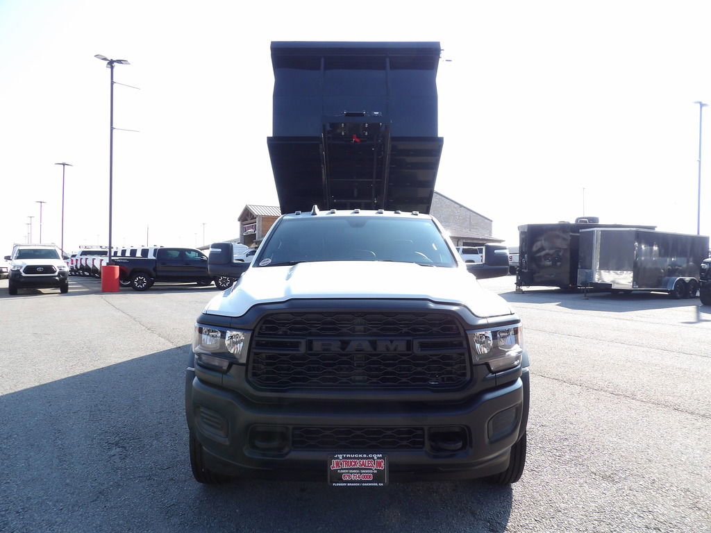 Used 2024 RAM 4500 Tradesman RWD image 12