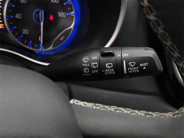 Used 2024 Chrysler Pacifica Touring-L image 30