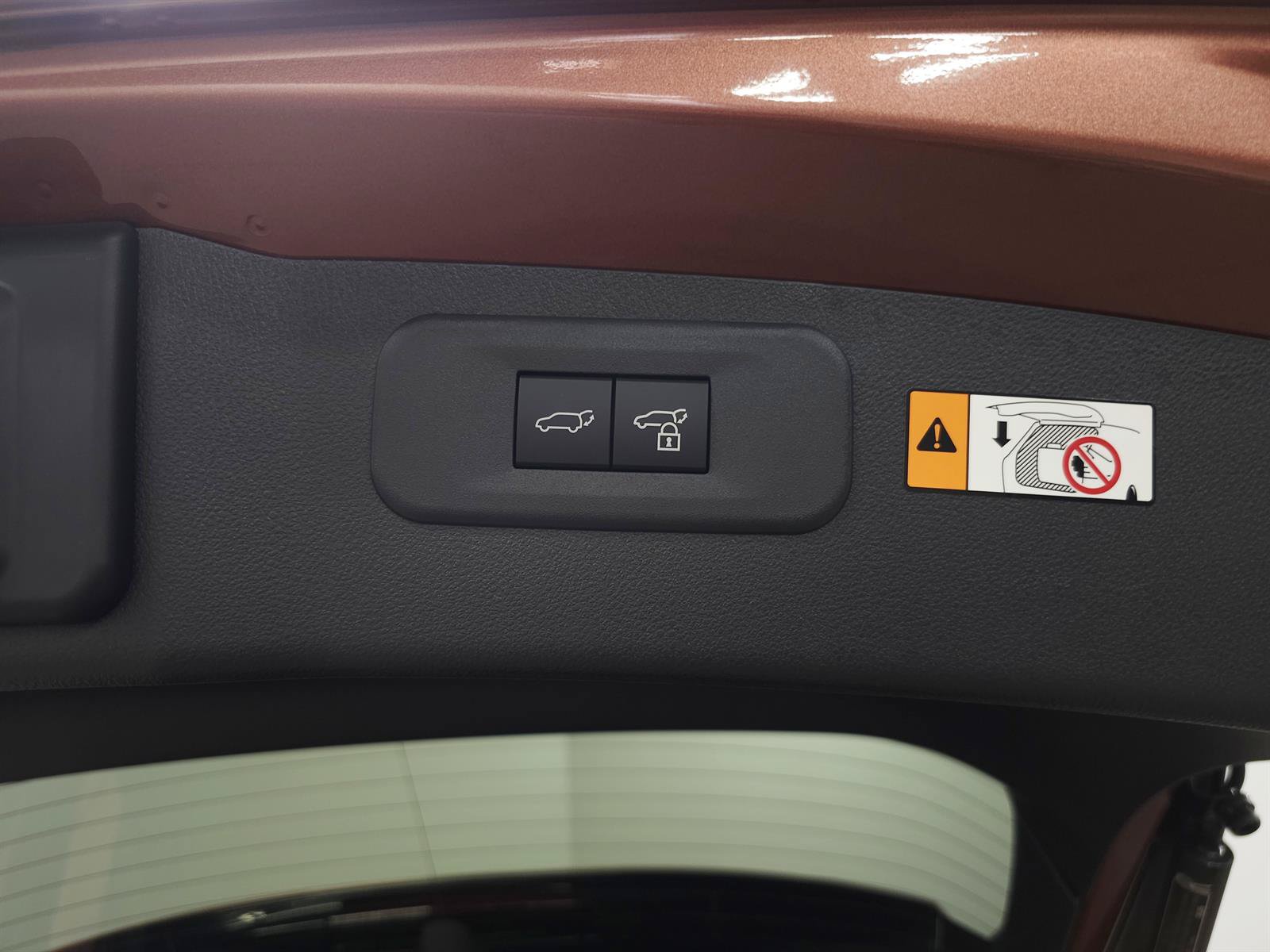 Certified 2025 Lexus NX 350 AWD w/ Accessory Package (K3) image 9