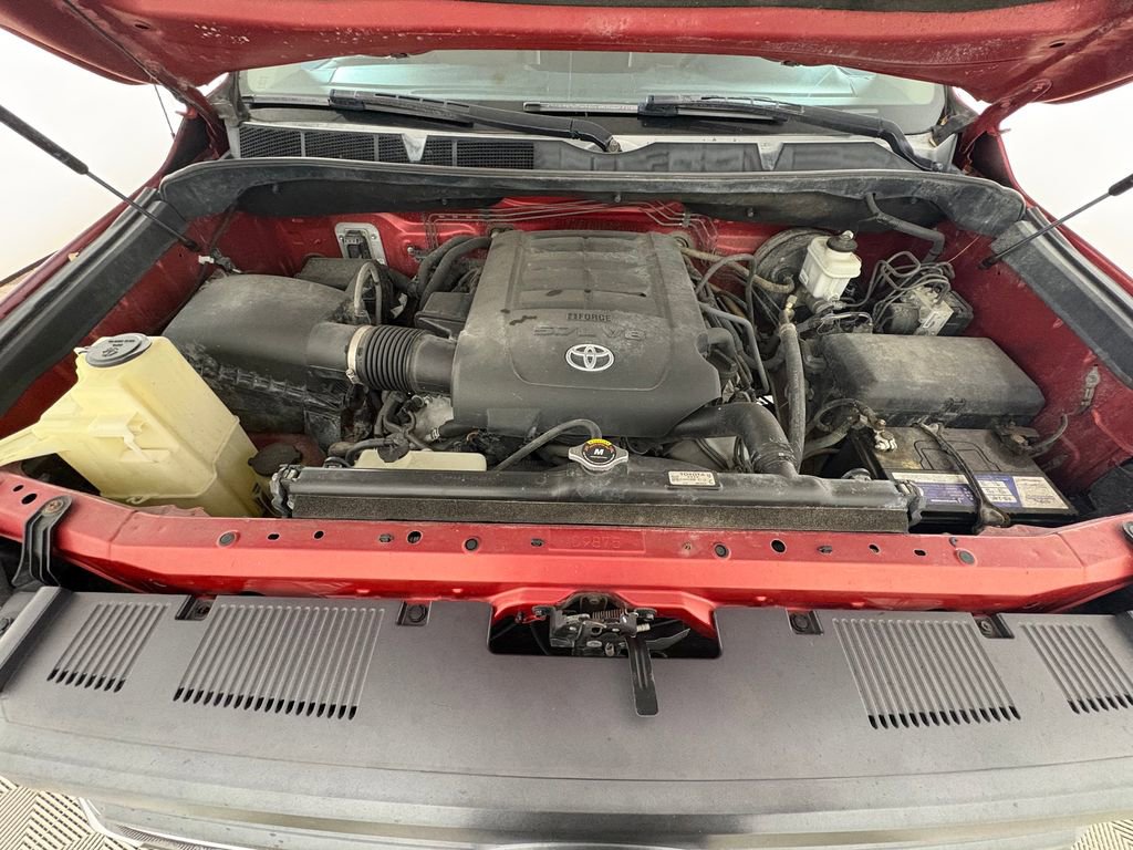 Used 2015 Toyota Tundra SR5 w/ SR5 Upgrade Package image 31