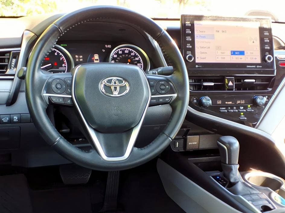 Certified 2023 Toyota Camry XLE FWD image 11