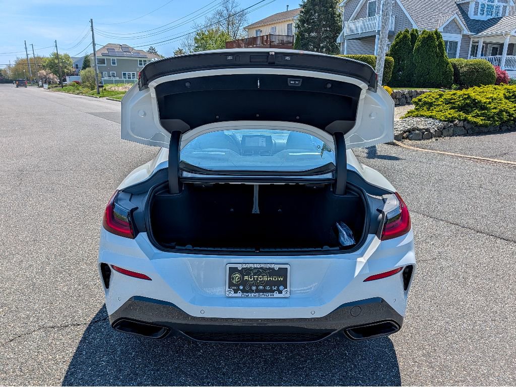 Used 2023 BMW M850i xDrive Coupe image 7