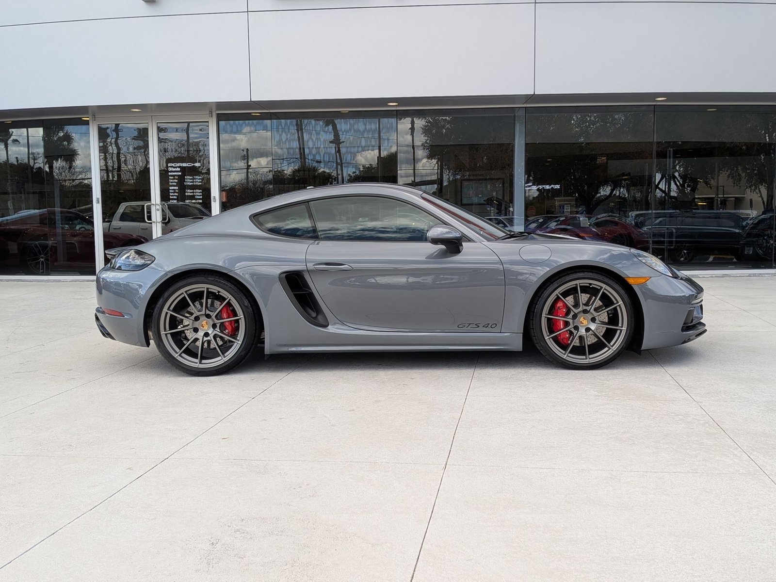 Certified 2025 Porsche 718 Cayman GT4 image 8