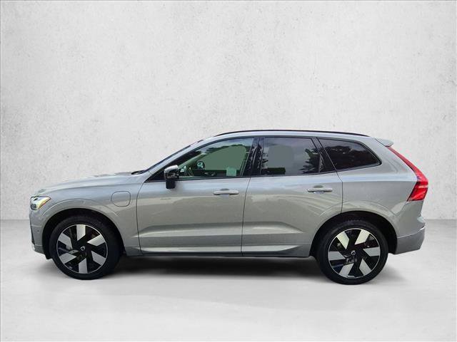 Used 2024 Volvo XC60 T8 Plus w/ Protection Package Premier AWD/4WD image 9