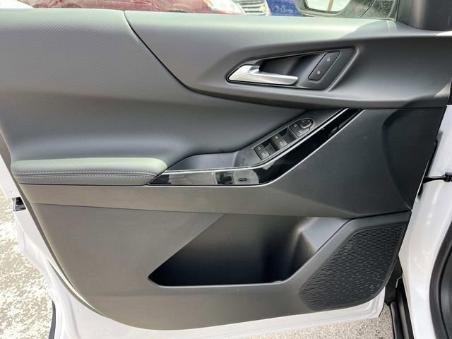 New 2026 Chevrolet Equinox LT w/ Safety and Technology Package FWD image 21