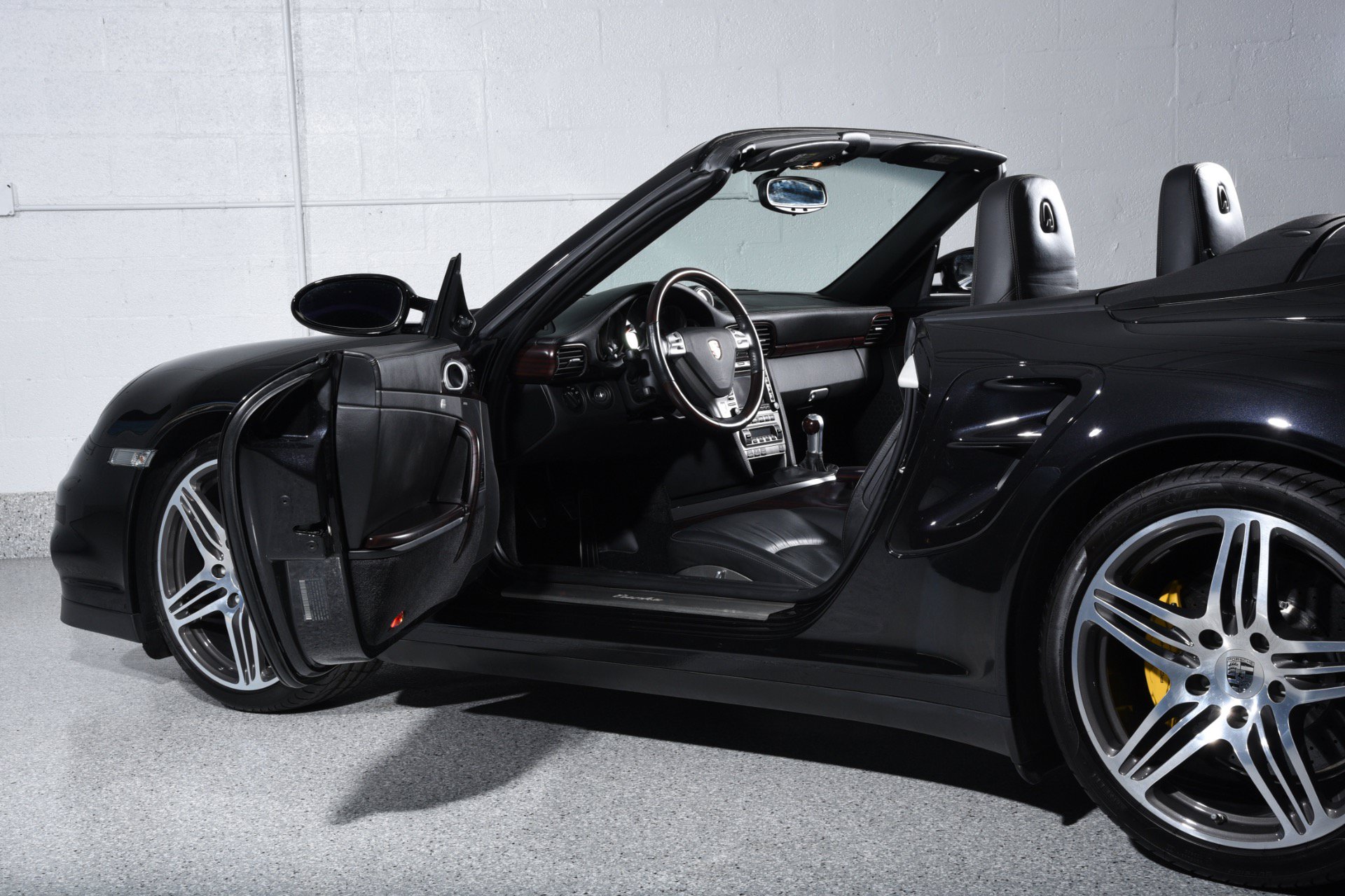 Used 2008 Porsche 911 Turbo AWD/4WD image 15