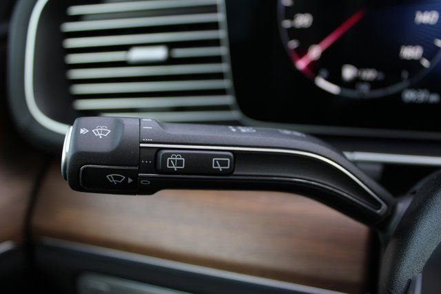 New 2026 Mercedes-Benz GLS 450 4MATIC image 21